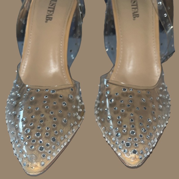 Mika Clear Embellished Stiletto by Just Fab - Size 10 - Picture 4 of 9
